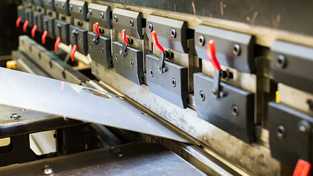 制作钣金加工项目都有哪些基础设备？-开云网页版·官方站入口-开云(中国)  